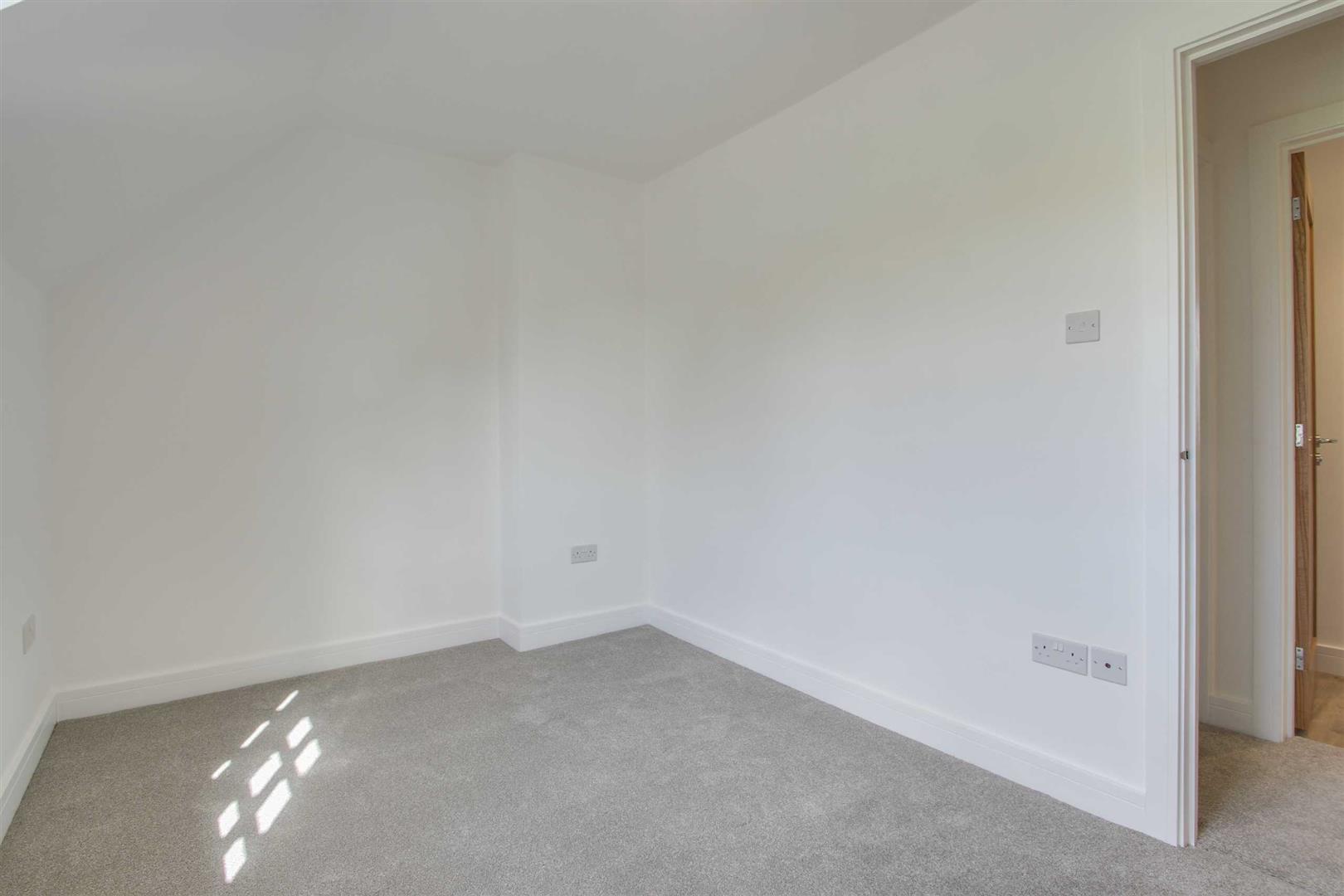 Newport Road, Woolstone, Milton Keynes